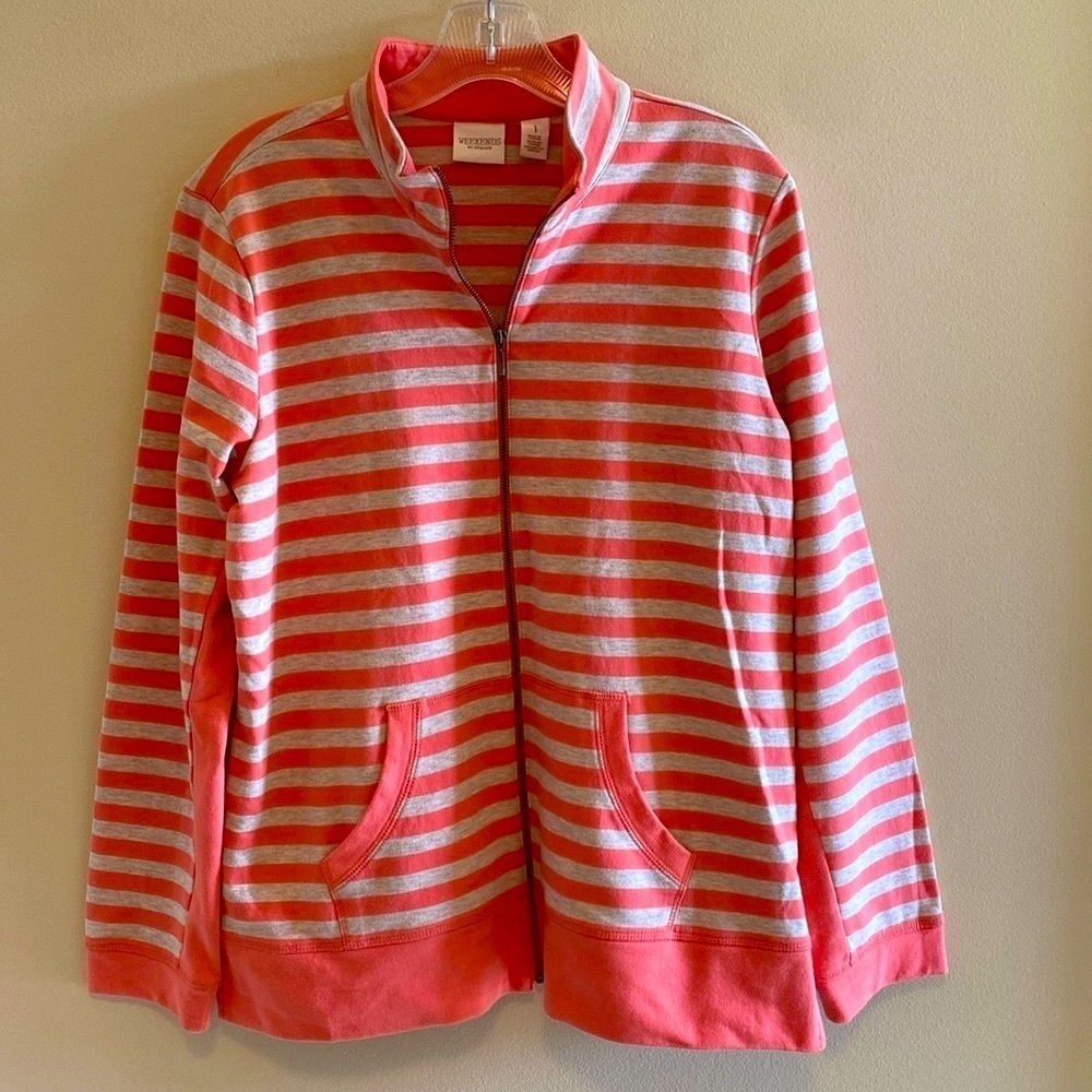 Weekends By Chico’s Pink Gray Stripe Zip Up Sweatshirt Jacket Size Chico’s 1 /M